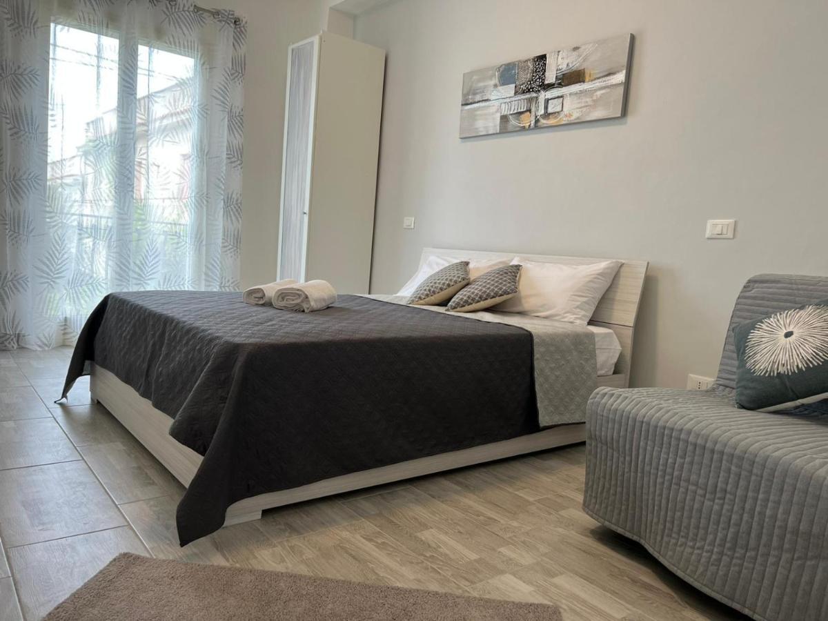 Il Melograno Bed & Breakfast Карини Екстериор снимка